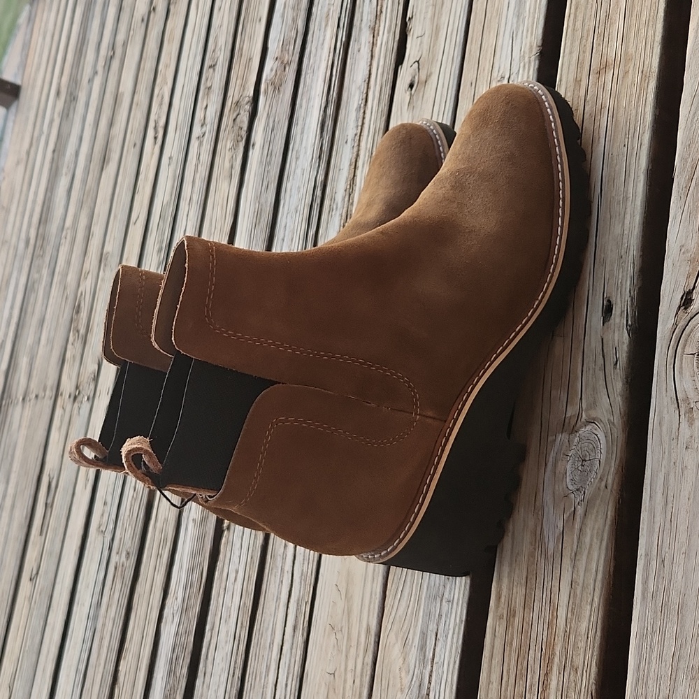 Dolce Vita Huey H20 Boot Ankle Lug Sole Size 10 Brown Suede Bootie Fall Slip On - Picture 12 of 12